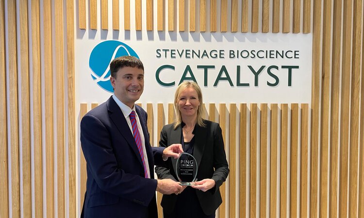 PING innovation award 2021 Dr Sally Ann Forsyth OBE SBC and Paul Gershlick VWV 750 x450