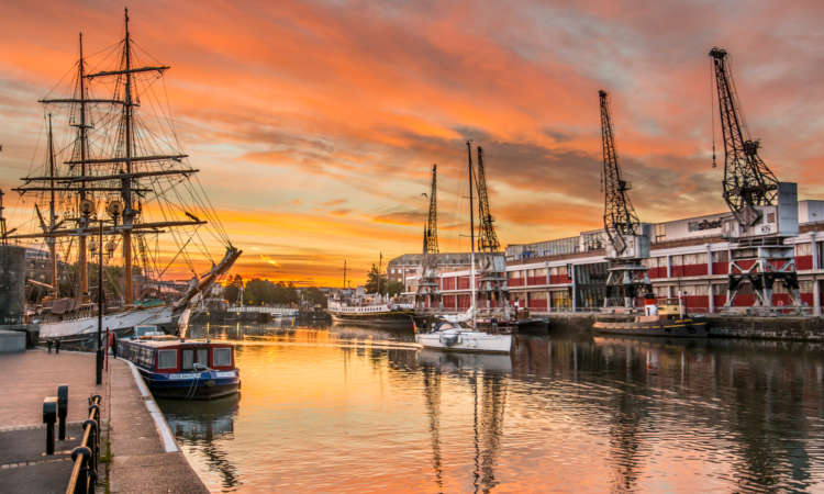 Narrow Quay HR NQHR 750x450
