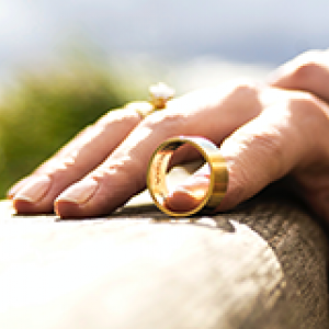 How can you get a divorce or dissolution if you have lost contact with your spouse or civil partner?