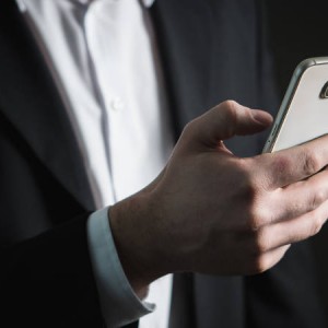 Can an Employer Search an Employee's Mobile Phone to Protect Confidential Information?